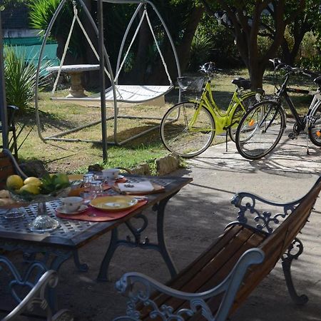 Calicantus Bed And Breakfast Albenga Ngoại thất bức ảnh